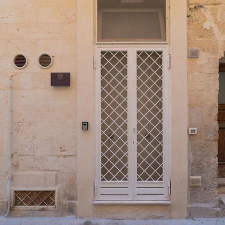 Essential Suite By Dimora Barocca Lecce Kültér fotó